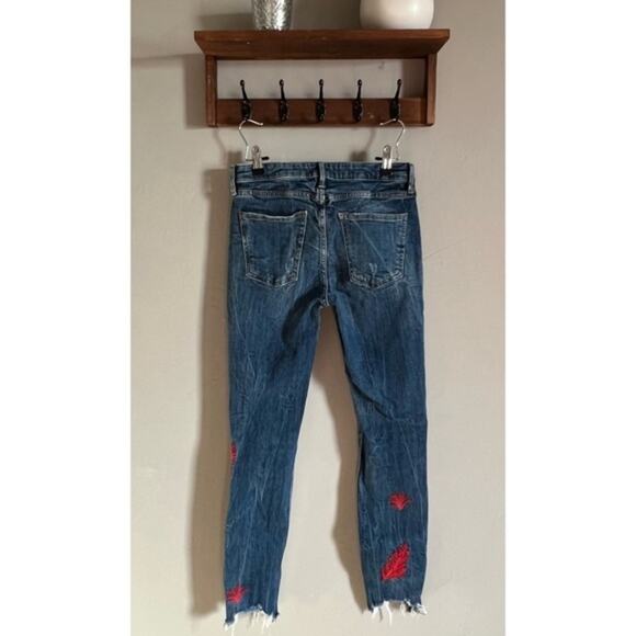 Zara 28x28 Skinny Jeans with Embroidered Leaf Detail Size 4 - Picture 3 of 5